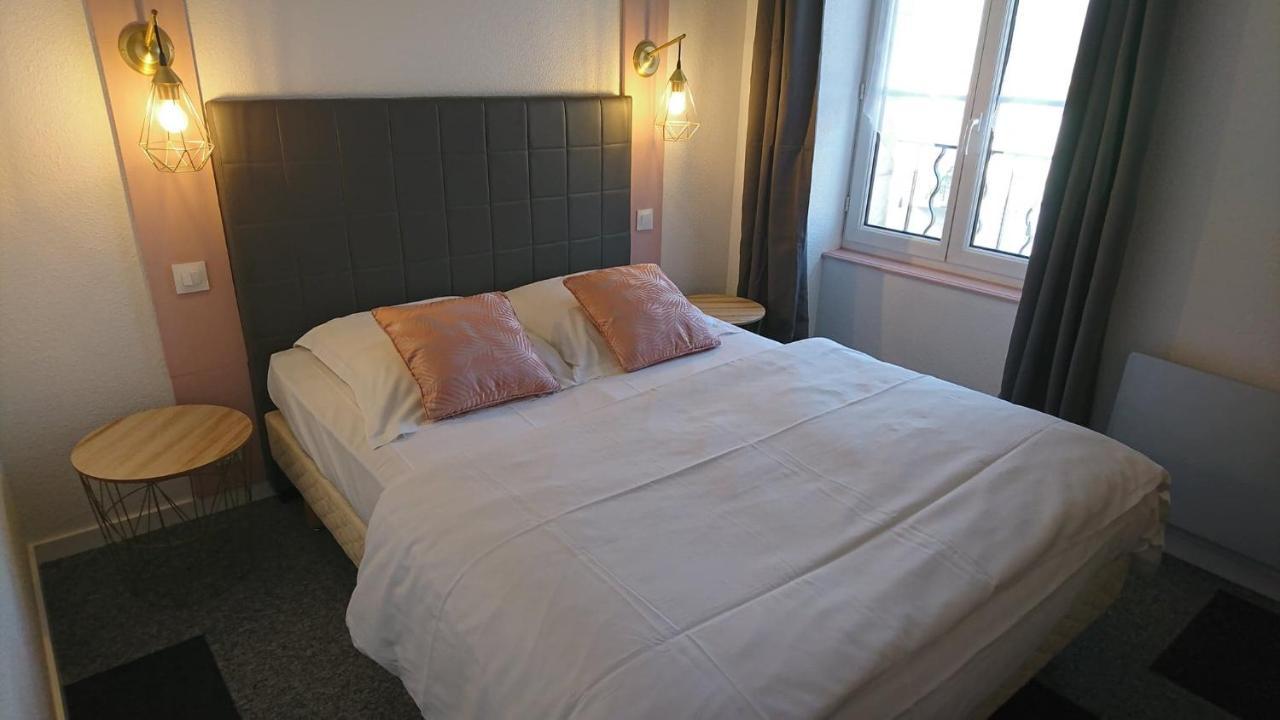 Hotel Les Deux Porches Verrieres  外观 照片