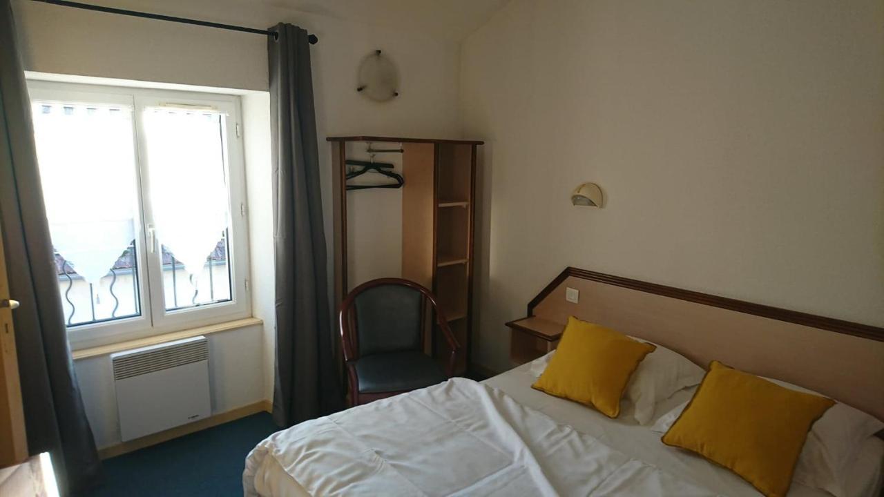 Hotel Les Deux Porches Verrieres  外观 照片
