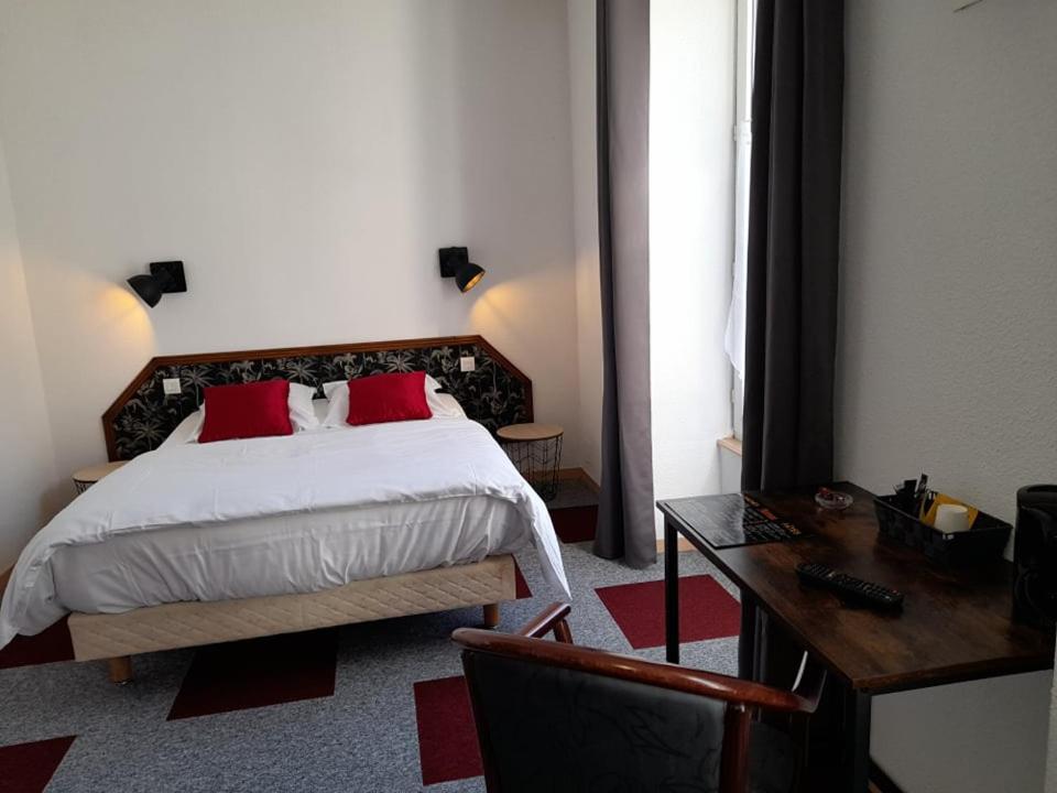 Hotel Les Deux Porches Verrieres  外观 照片