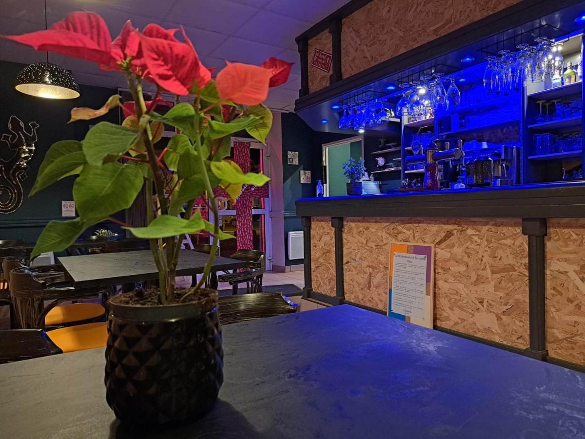 Hotel Les Deux Porches Verrieres  外观 照片